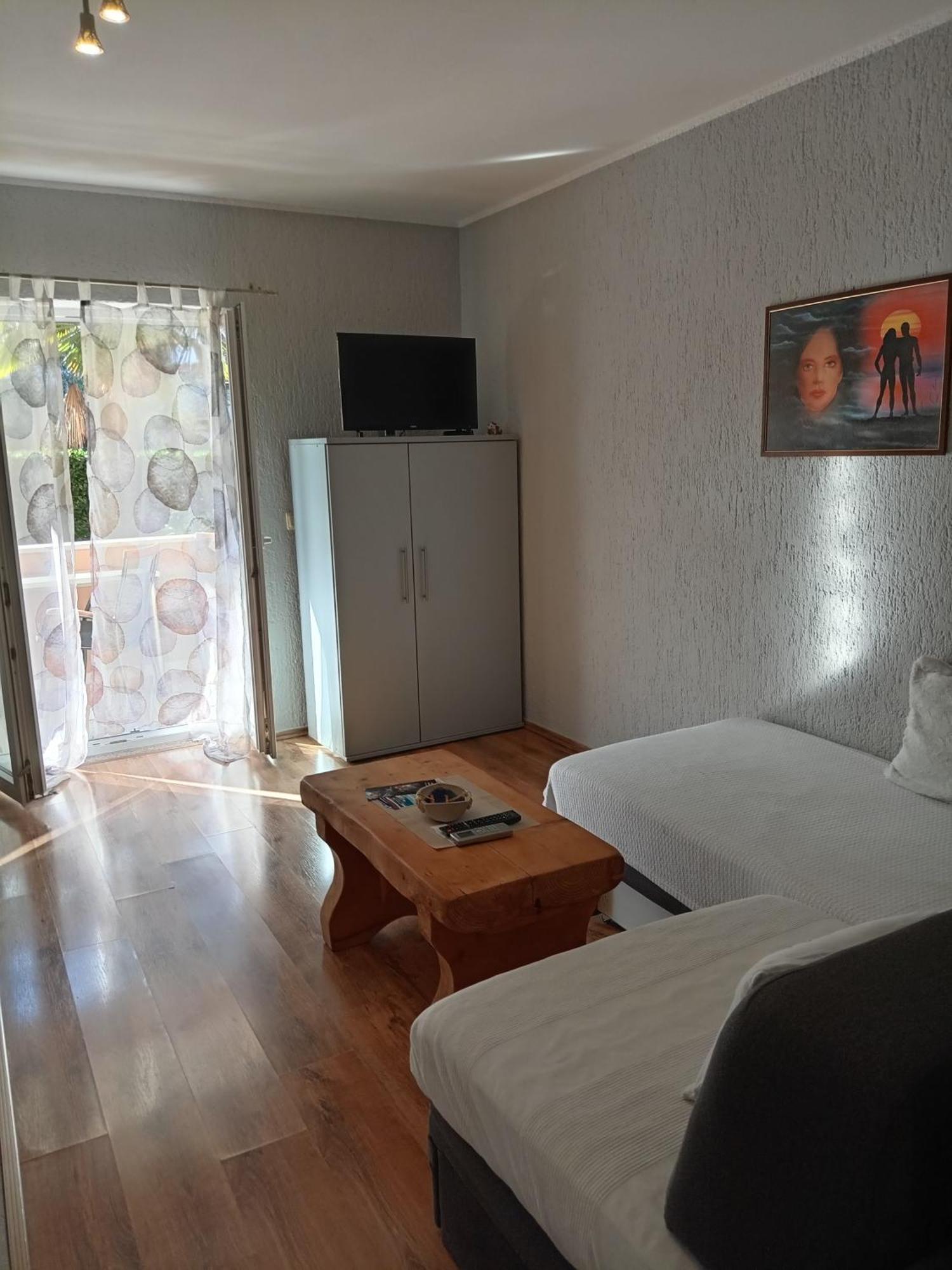 Apartments Sven-Marino Porec Exterior photo